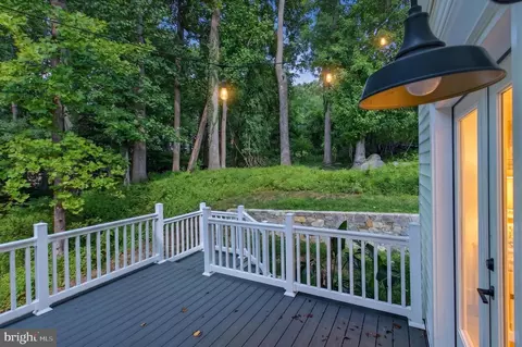 Exterior - 15717 Tierra Dr, Silver Spring, MD 20906 photo 6 of 7