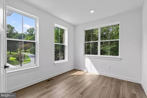 Entry Way - 15717 Tierra Dr, Silver Spring, MD 20906 photo 7 of 9