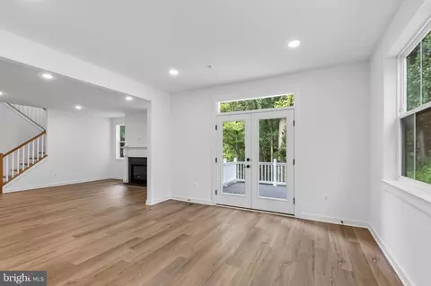 Living - 15717 Tierra Dr, Silver Spring, MD 20906 photo 2 of 2