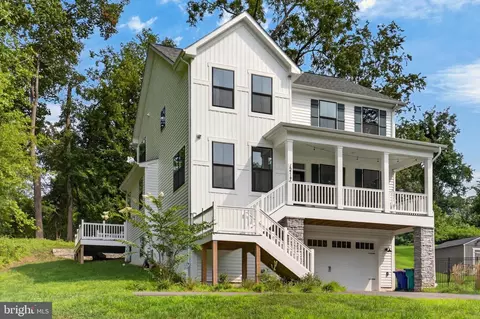 Exterior - 15717 Tierra Dr, Silver Spring, MD 20906 photo 2 of 7
