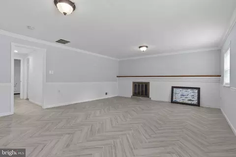 Living - 13344 Foxhall Dr, Silver Spring, MD 20906 photo 6 of 6