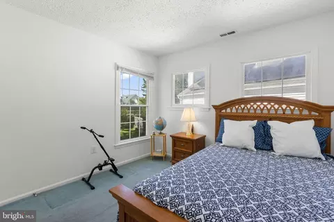 Bedroom - 2212 Cherry Leaf Ln, Silver Spring, MD 20906 photo 7 of 7