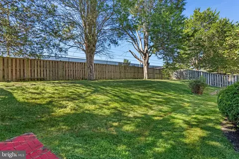 Exterior - 2212 Cherry Leaf Ln, Silver Spring, MD 20906 photo 5 of 5