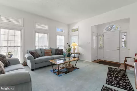Entry Way - 2212 Cherry Leaf Ln, Silver Spring, MD 20906 photo 1 of 3