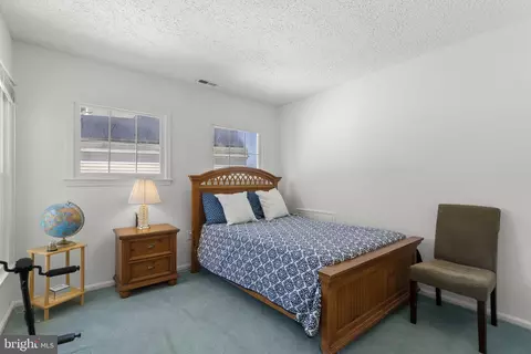 Bedroom - 2212 Cherry Leaf Ln, Silver Spring, MD 20906 photo 6 of 7