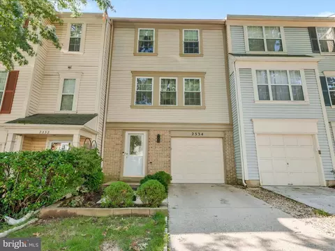 Exterior - 2334 London Bridge Dr, Silver Spring, MD 20906 photo 2 of 12