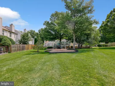 Exterior - 2334 London Bridge Dr, Silver Spring, MD 20906 photo 8 of 12