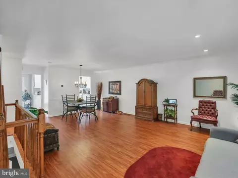 Entry Way - 2334 London Bridge Dr, Silver Spring, MD 20906 photo 3 of 5