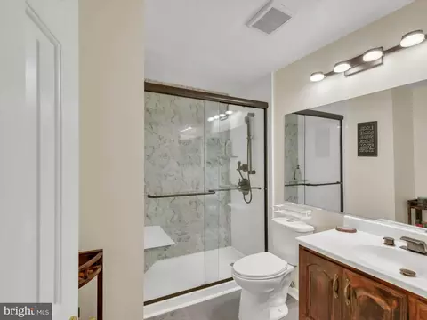 Bath - 2334 London Bridge Dr, Silver Spring, MD 20906 photo 1 of 4
