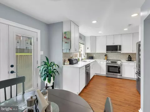 Kitchen - 2334 London Bridge Dr, Silver Spring, MD 20906 photo 1 of 4