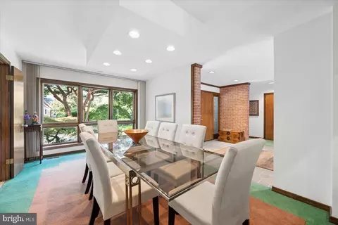 Dining - 17026 Barn Ridge Dr, Silver Spring, MD 20906 photo 4 of 6
