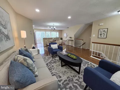 50 Scarlet Sage Ct, Burtonsville, MD 20866
