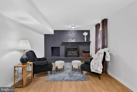 Living - 12810 Tern Dr, North Potomac, MD 20878 photo 3 of 3