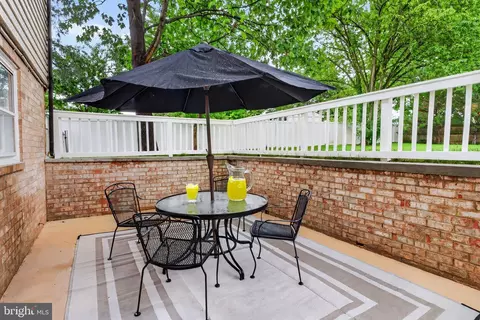 Exterior - 12810 Tern Dr, North Potomac, MD 20878 photo 6 of 9