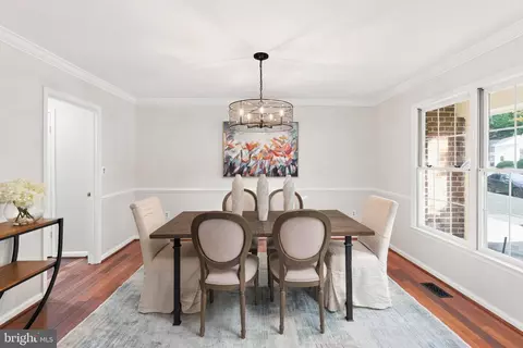 Dining - 15212 Baileys Ln, Silver Spring, MD 20906 photo 1 of 2