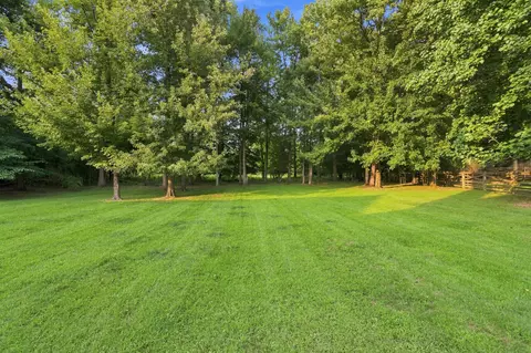 Exterior - 15212 Baileys Ln, Silver Spring, MD 20906 photo 7 of 7