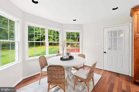 Dining - 15212 Baileys Ln, Silver Spring, MD 20906 photo 2 of 2