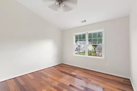 Bedroom - 15212 Baileys Ln, Silver Spring, MD 20906 photo 4 of 5