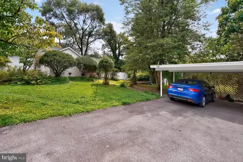 Exterior - 311 Bryants Nursery Rd, Silver Spring, MD 20905 photo 1 of 3