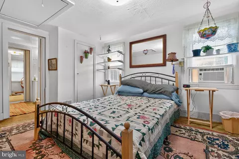 Bedroom - 311 Bryants Nursery Rd, Silver Spring, MD 20905 photo 1 of 4