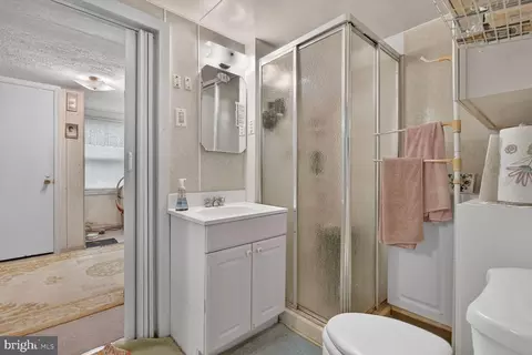 Bath - 311 Bryants Nursery Rd, Silver Spring, MD 20905 photo 1 of 1