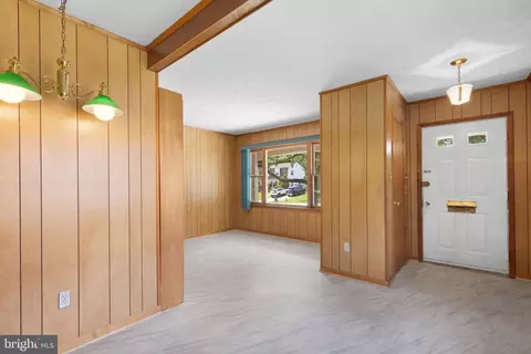 Living - 1007 Ruppert Rd, Silver Spring, MD 20903 photo 6 of 8