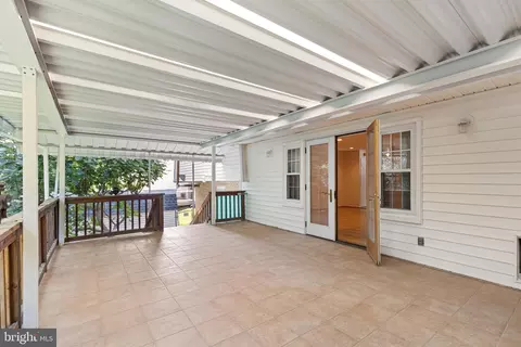 Exterior - 1007 Ruppert Rd, Silver Spring, MD 20903 photo 4 of 5