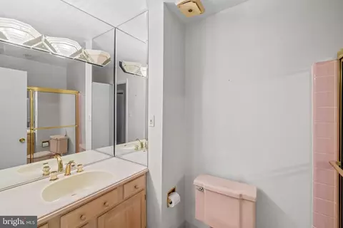 Bath - 12508 Montclair Dr, Silver Spring, MD 20904 photo 1 of 7