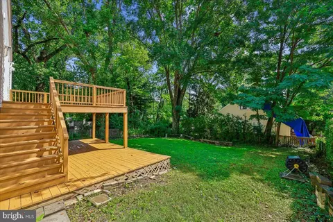 Exterior - 10115 Grant Ave, Silver Spring, MD 20910 photo 6 of 9