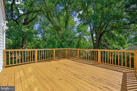 Exterior - 10115 Grant Ave, Silver Spring, MD 20910 photo 2 of 9