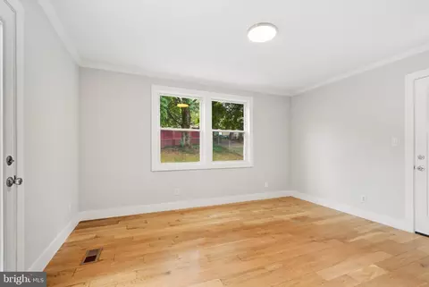 Living - 11008 Lombardy Rd, Silver Spring, MD 20901 photo 4 of 5