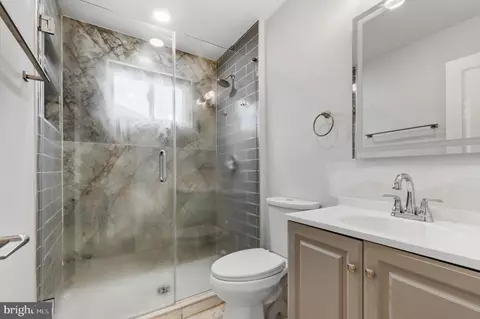 Bath - 11008 Lombardy Rd, Silver Spring, MD 20901 photo 2 of 2
