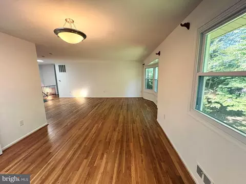 Living - 12823 Camellia Dr, Silver Spring, MD 20906 photo 4 of 10