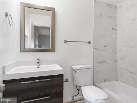 Bath - 12823 Camellia Dr, Silver Spring, MD 20906 photo 1 of 2