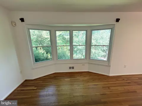 Living - 12823 Camellia Dr, Silver Spring, MD 20906 photo 2 of 10