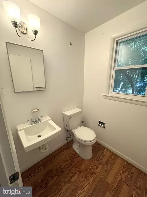 Bath - 12823 Camellia Dr, Silver Spring, MD 20906 photo 3 of 5