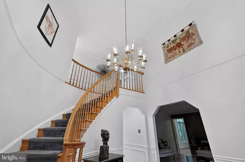 Entry Way - 14929 Notley Rd, Silver Spring, MD 20905 photo 4 of 9