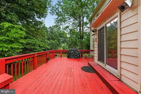 Exterior - 14929 Notley Rd, Silver Spring, MD 20905 photo 6 of 12