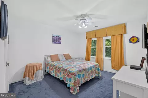 Bedroom - 14929 Notley Rd, Silver Spring, MD 20905 photo 6 of 9