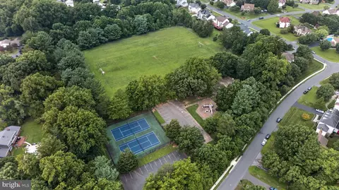 View/Area - 14929 Notley Rd, Silver Spring, MD 20905 photo 3 of 3