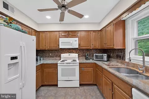 Kitchen - 14929 Notley Rd, Silver Spring, MD 20905 photo 3 of 3