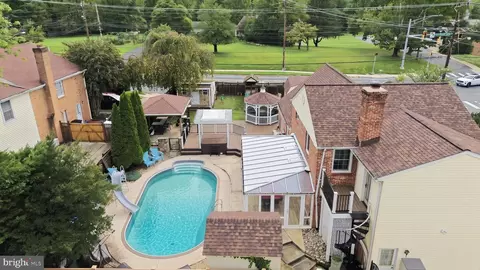 View/Area - 8001 Postoak Rd, Potomac, MD 20854 photo 1 of 1
