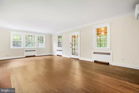 Living - 10711 Gatewood Ave, Silver Spring, MD 20903 photo 2 of 6