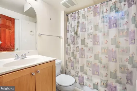 Bath - 10711 Gatewood Ave, Silver Spring, MD 20903 photo 6 of 6