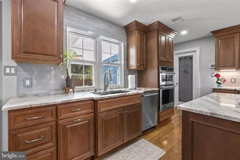 Kitchen - 18611 Brooke Rd, Sandy Spring, MD 20860 photo 7 of 8