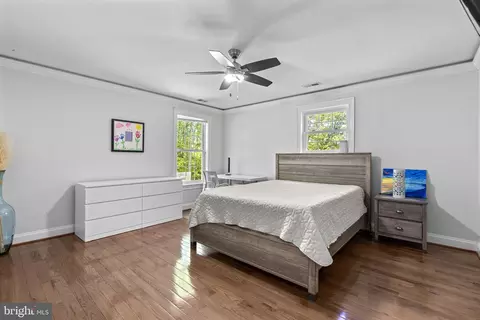 Bedroom - 18611 Brooke Rd, Sandy Spring, MD 20860 photo 9 of 10