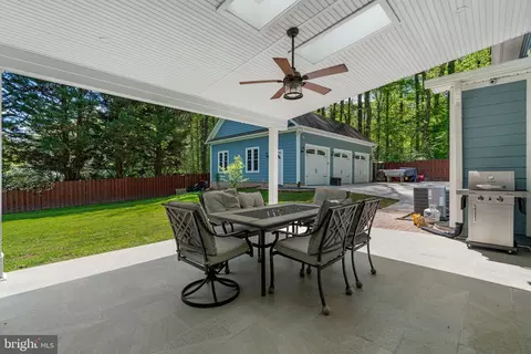 Exterior - 18611 Brooke Rd, Sandy Spring, MD 20860 photo 5 of 13
