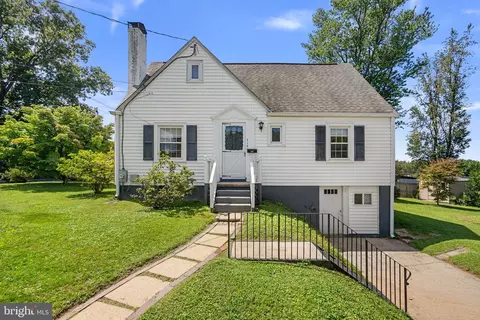 319 Saint Lawrence Dr, Silver Spring, MD 20901