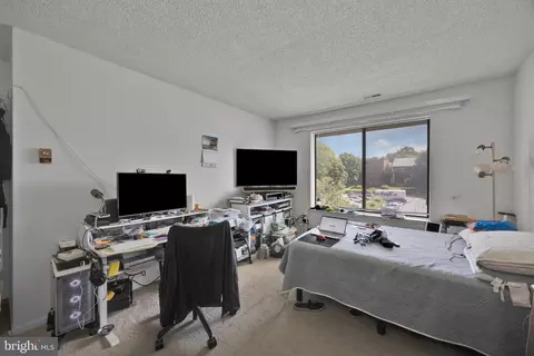 Bedroom - 15300 Pine Orchard Dr #85-3D, Silver Spring, MD 20906 photo 7 of 7