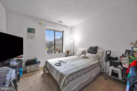 Bedroom - 15300 Pine Orchard Dr #85-3D, Silver Spring, MD 20906 photo 1 of 7